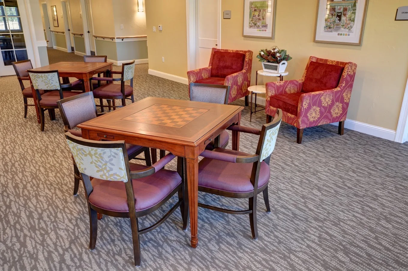 Image of The Courtyard at Oshkosh (10)