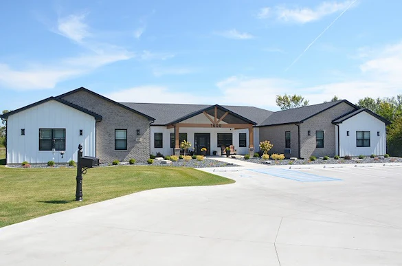 Image of Two Hearts Homes Crown Point (2)