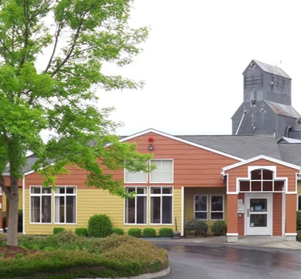 Image of Suncrest Village Retirement Apartments (1)