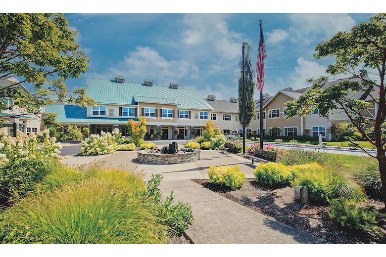 Hillside Senior Living in McMinnville, OR, front exterior