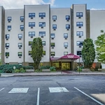 Image of Pinecrest Manor (1)