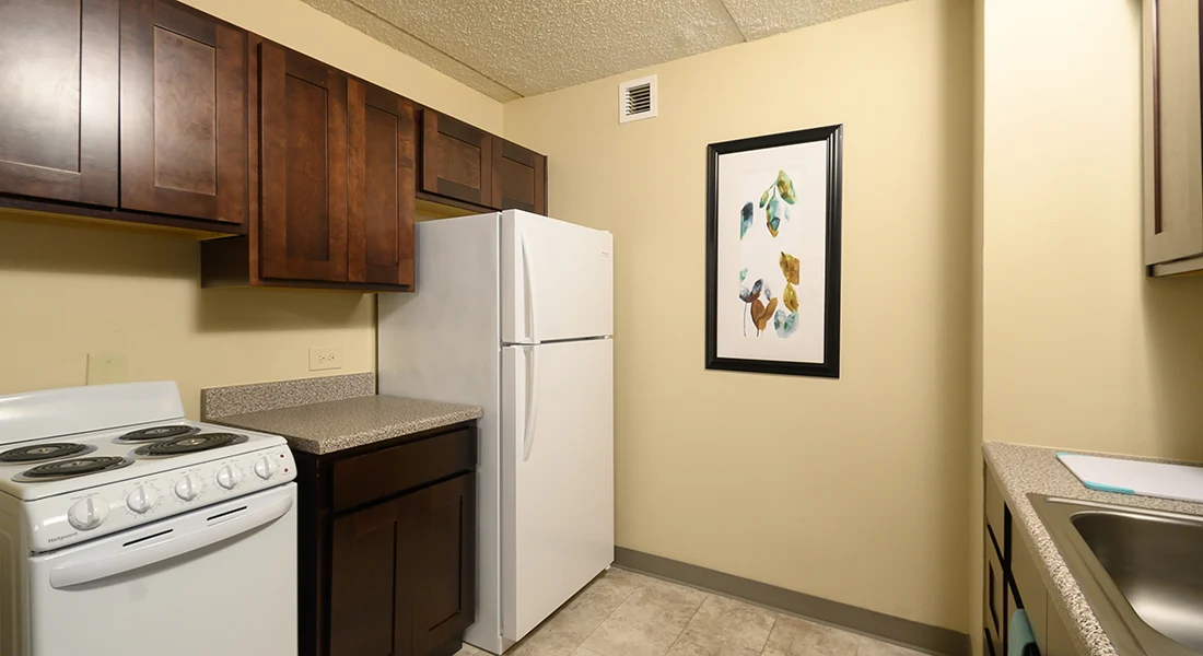 Image of Forest Green Manor (6)