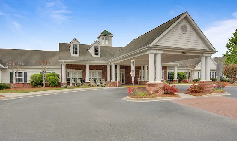 Image of Oaks at Daniel Island (1)