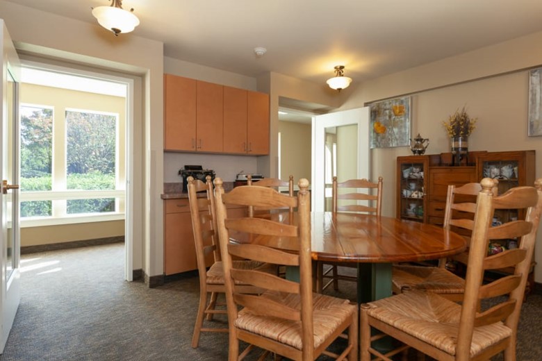 Image of Pacific Gardens Alzheimer's Special Care Center (2)
