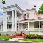 Image of The Manor House (1)