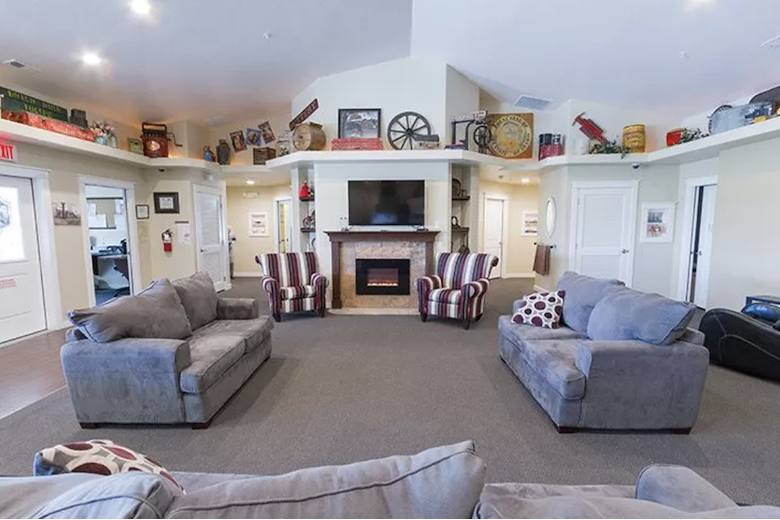 Image of Ashley Manor - Parkview 2 (2)
