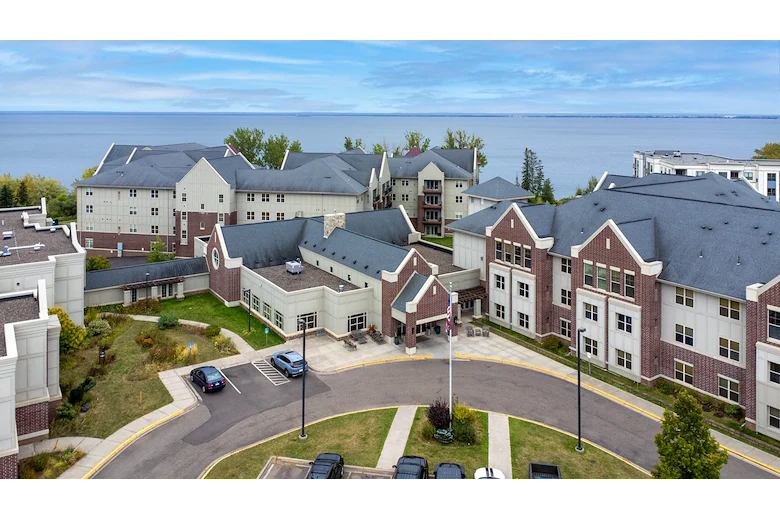 Ecumen Lakeshore Senior Living