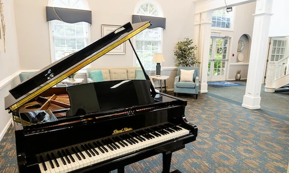 Image of Commonwealth Senior Living at Georgian Manor (6)