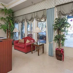 Image of Colonial at West Palm Beach (5)