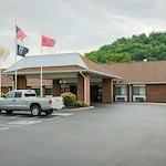 Image of Life Care Center Of Elizabethton (3)