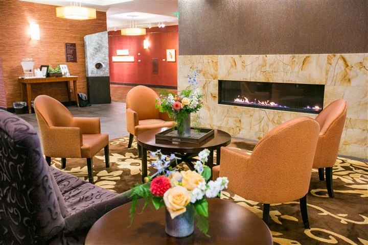 Image of Aljoya Thornton Place (3)
