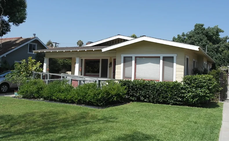 Image of Henrietta's Home (1)