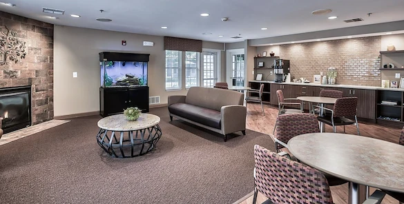 Image of Lockwood of Waterford (2)