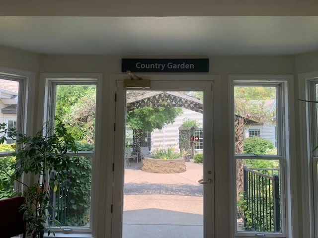 Image of Peabody Manor (6)