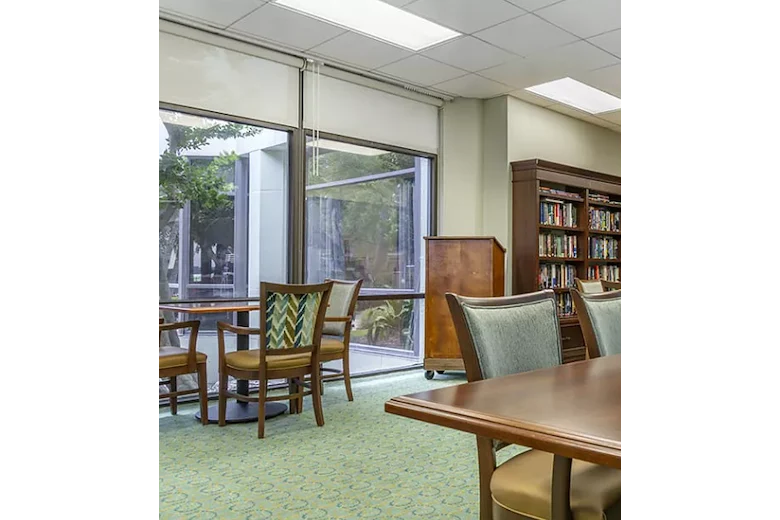 Image of Brookdale Bayshore (5)