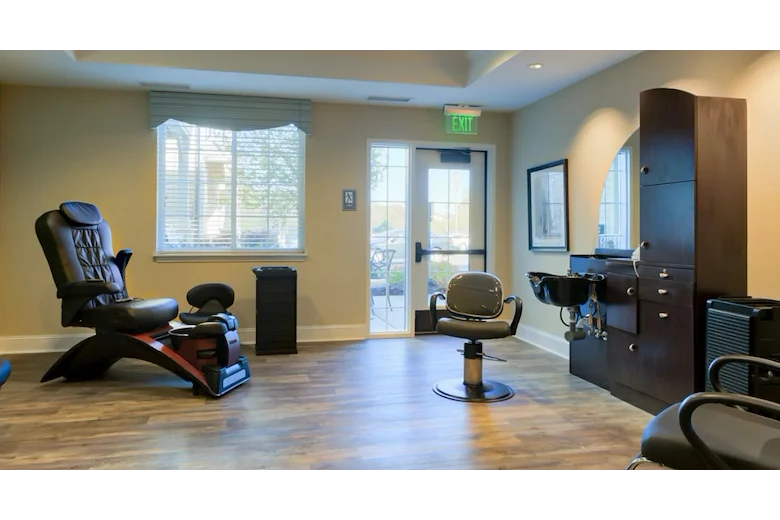 Image of Green Oaks Senior Living (5)