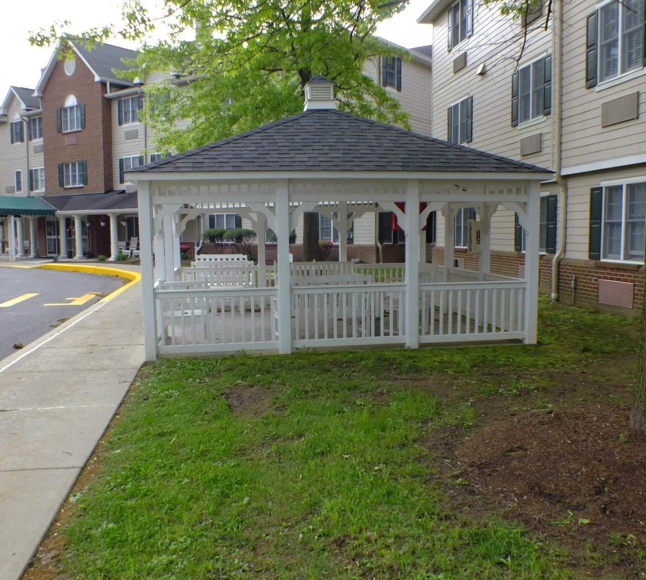 Image of Paramount Senior Living at Newark (3)