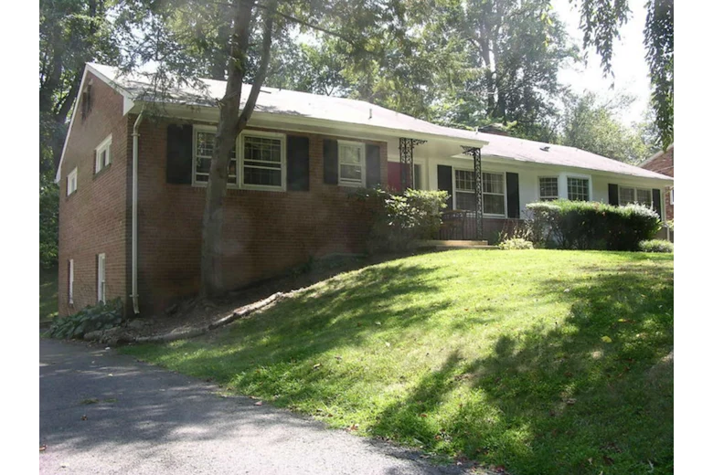 Image of Avalon House 3 on Woodacre Drive (2)