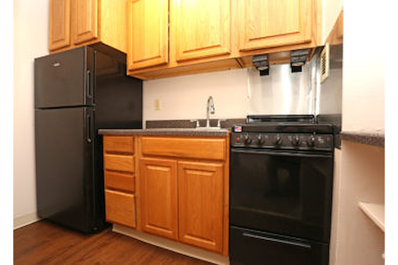 Image of Rose Tower Apartments (2)
