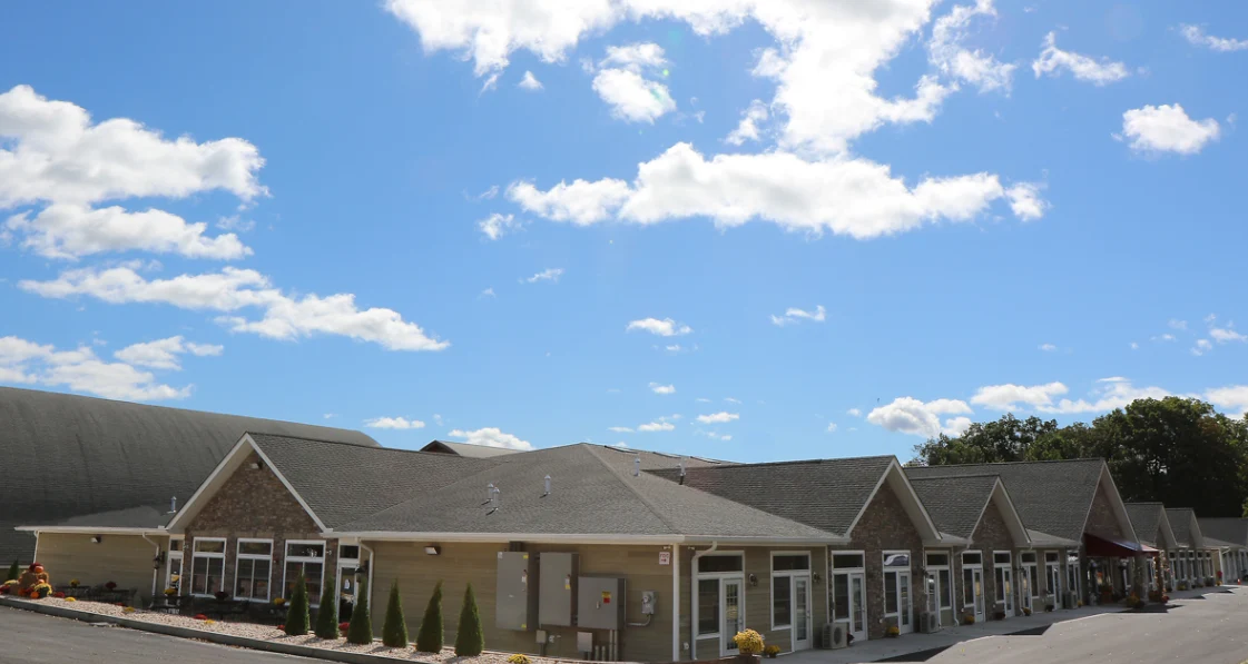 Image of Parkland Manor (2)