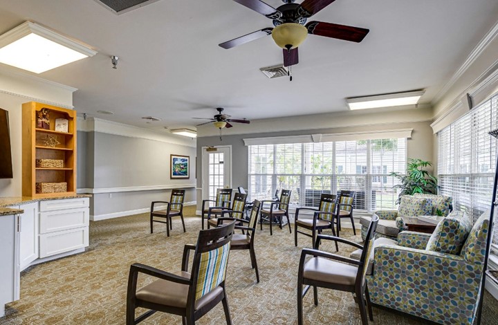 Image of Charter Senior Living of Franklin (4)