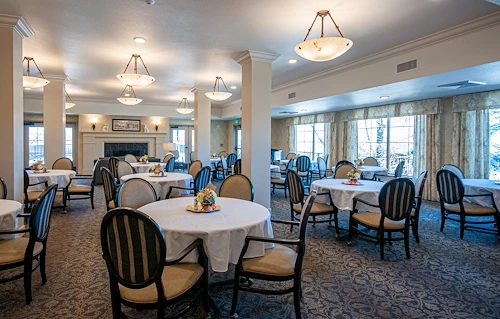 Weatherly Court Dining