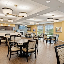 Alto Overland Park, senior living community offering assisted living and memory care in Overland Park, KS, dining room