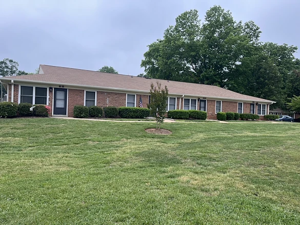 Image of Miller Oaks Apartments (1)