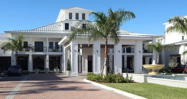 Wellington Bay with Lisbet Health Center senior living community offering independent living, assisted living, and memory care in Wellington, FL, exterior