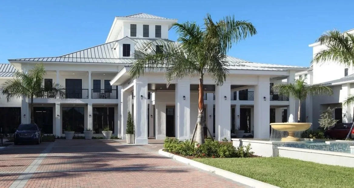 Wellington Bay with Lisbet Health Center senior living community offering independent living, assisted living, and memory care in Wellington, FL, exterior