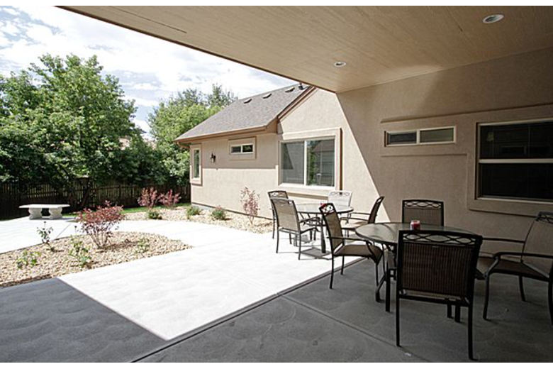 Image of Lakewood Assisted Living (3)