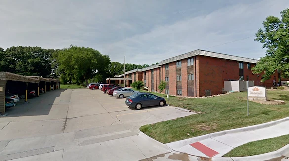 Image of Arbor Court Retirement Community at Topeka (1)