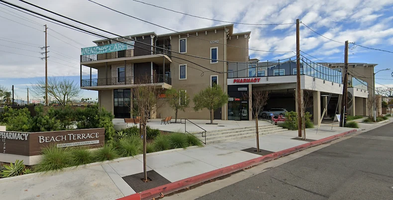 Image of Beach Terrace (1)