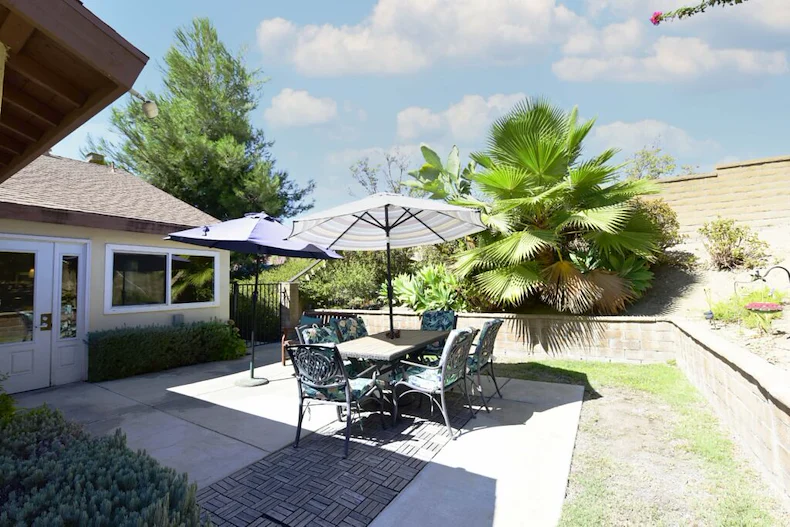 Image of Blue Skies of Laguna Hills (6)