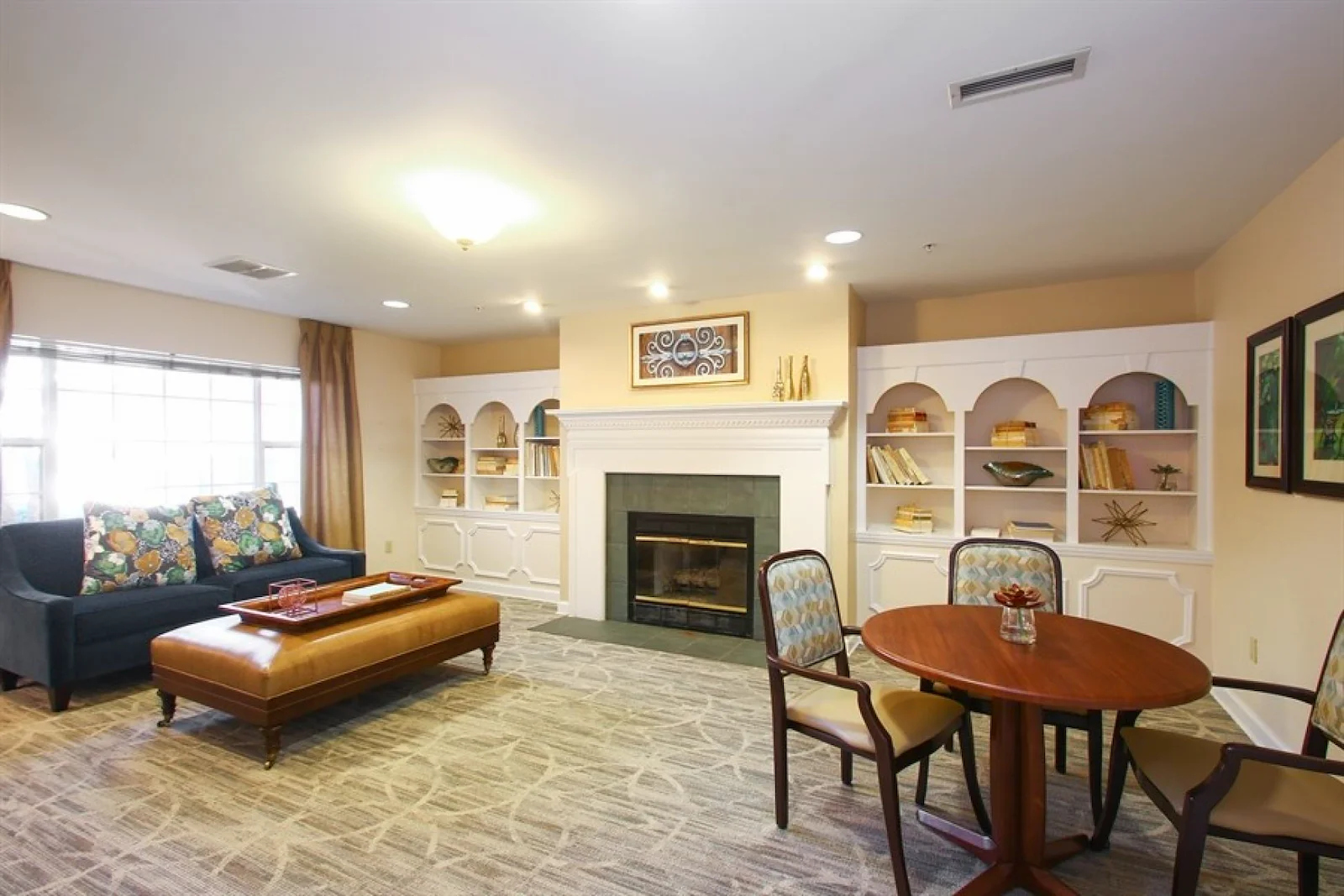 Image of Carriage House Senior Living Community (7)