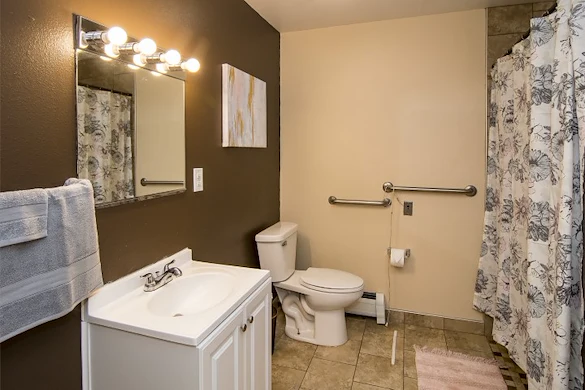 Image of Edgewood Park Place (6)