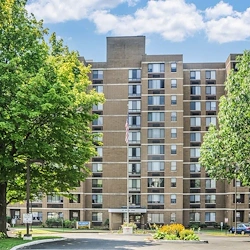 Image of Little Lehigh Manor (2)
