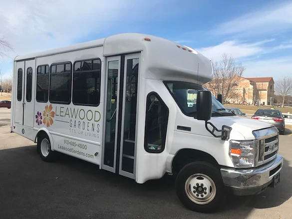 Image of Colonial Oaks at Leawood (2)