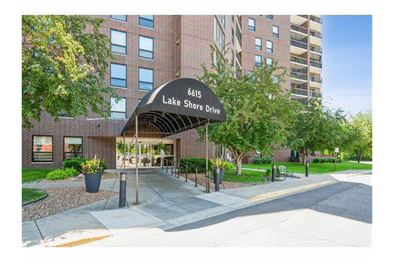 Image of Lake Shore Drive Condominiums (1)