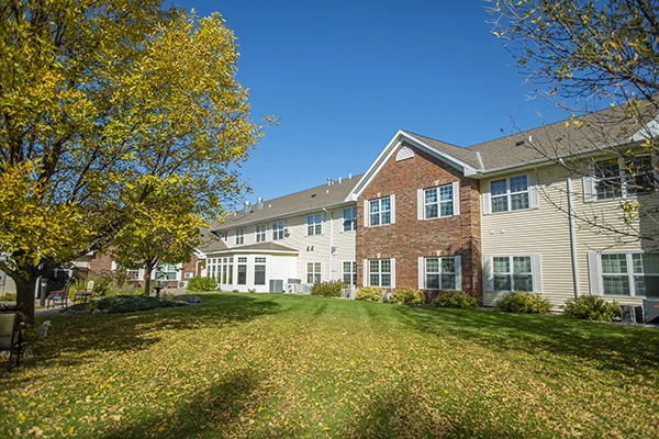 Image of Oak Terrace North Mankato (1)