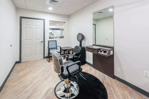 Image of StoryPoint Livonia (9)