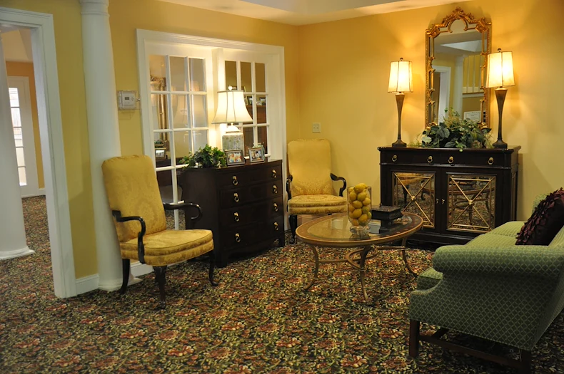 Image of The Arbors at Amherst (2)