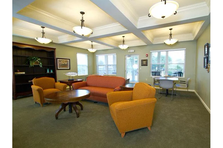 Image of Chatham Pointe (6)