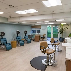 Image of Royal Oaks Senior Living (2)