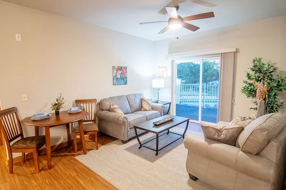 Image of Oak Park Place Janesville (8)
