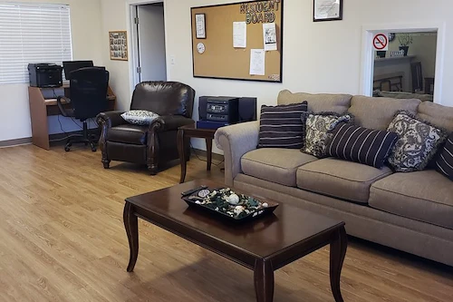 Image of Ahepa 501 Senior Apartments (2)