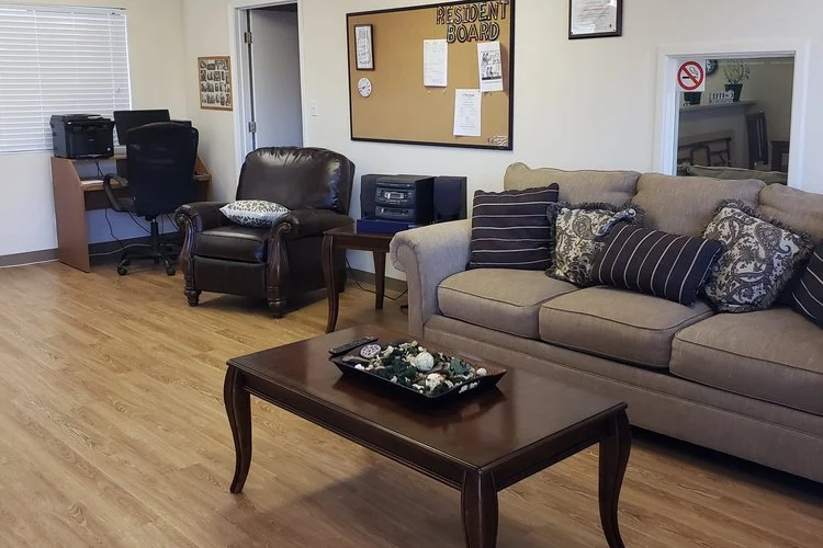 Image of Ahepa 501 Senior Apartments (2)