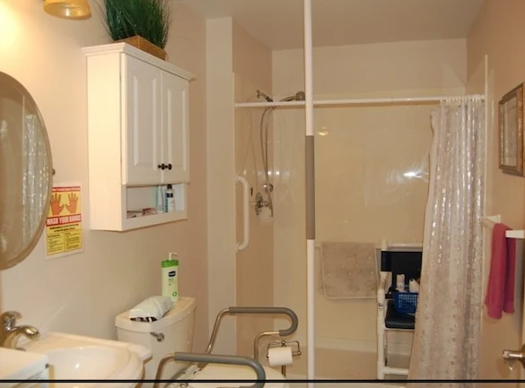 Image of Serenity House Assisted Living at Hunters Hill Drive (10)