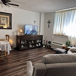 Image of Carlow Manor Retirement Community (3)