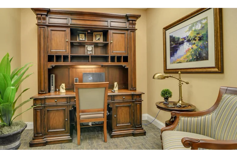Image of Colony Pointe Senior Living (3)